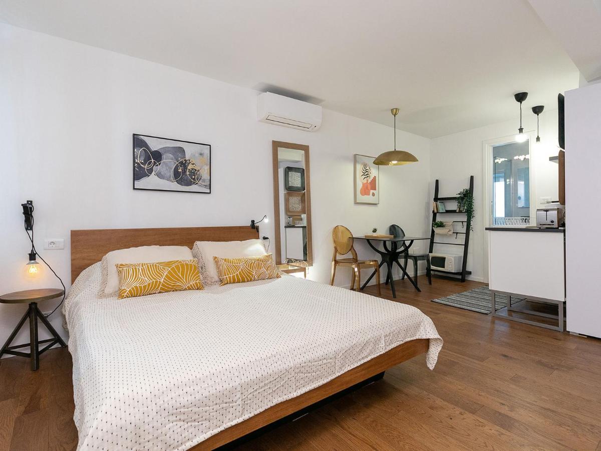Stylish Studio Apartment By Irundo Rovinj Exteriör bild